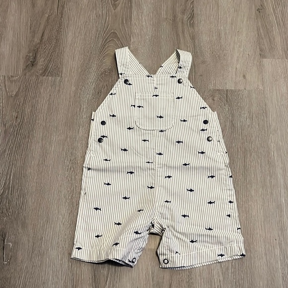 Carter's Other - Super cute baby ones . 12 M